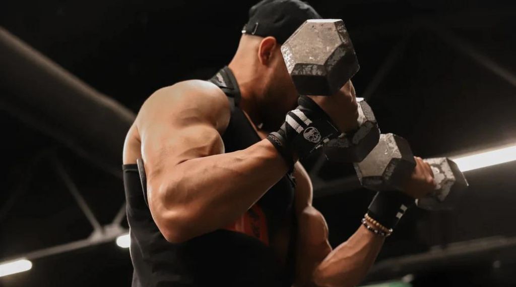 Do Wrist Wraps Weaken Your Wrist & Forearm? A Coach Answers