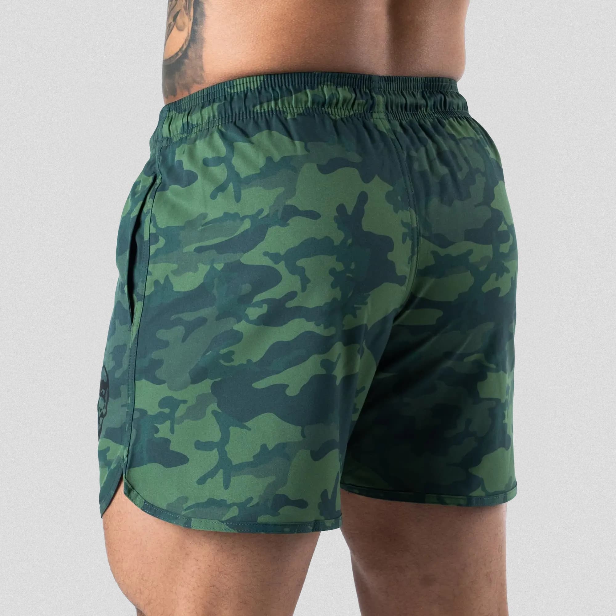 training-shorts-back-forest-camo-studio