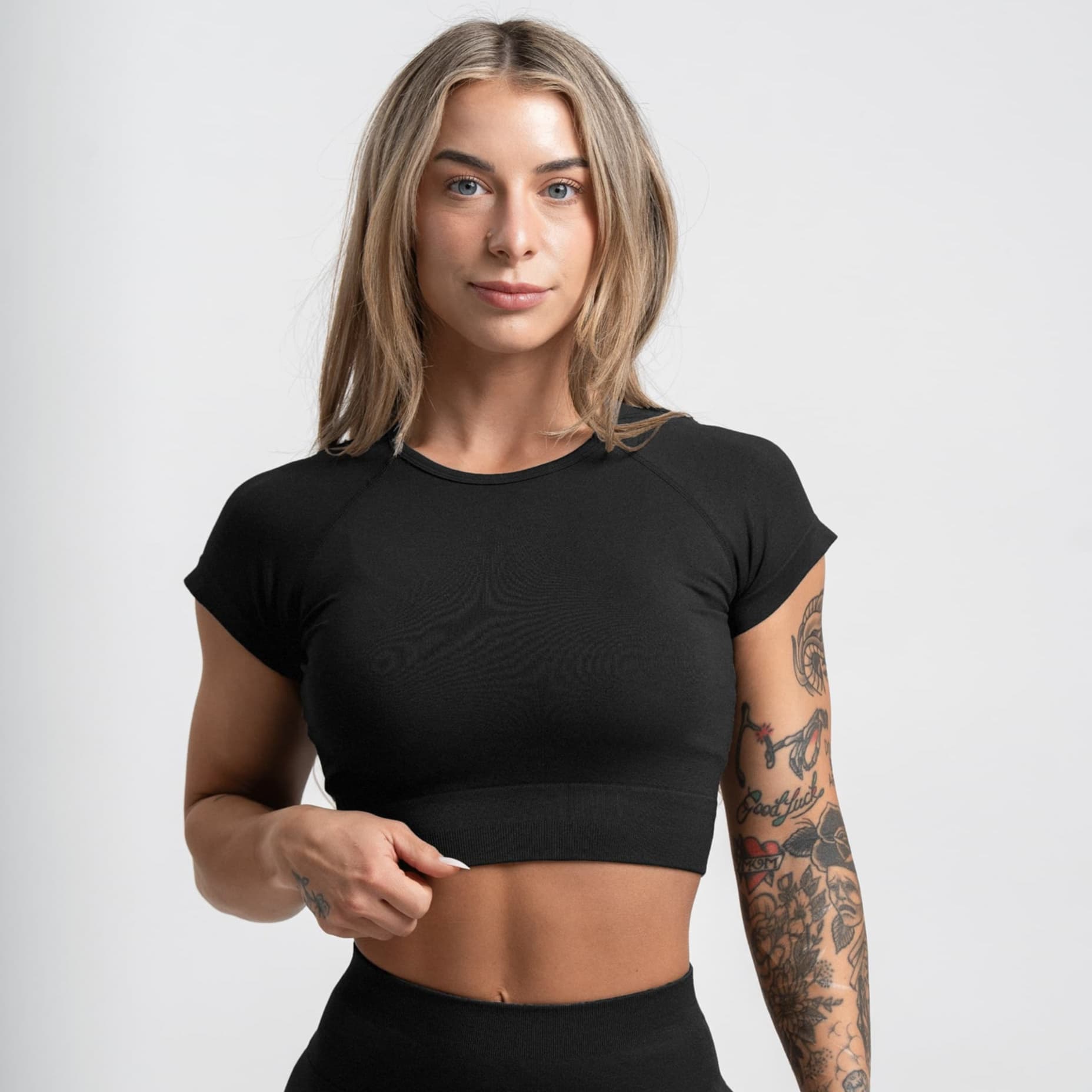 #Color_Black