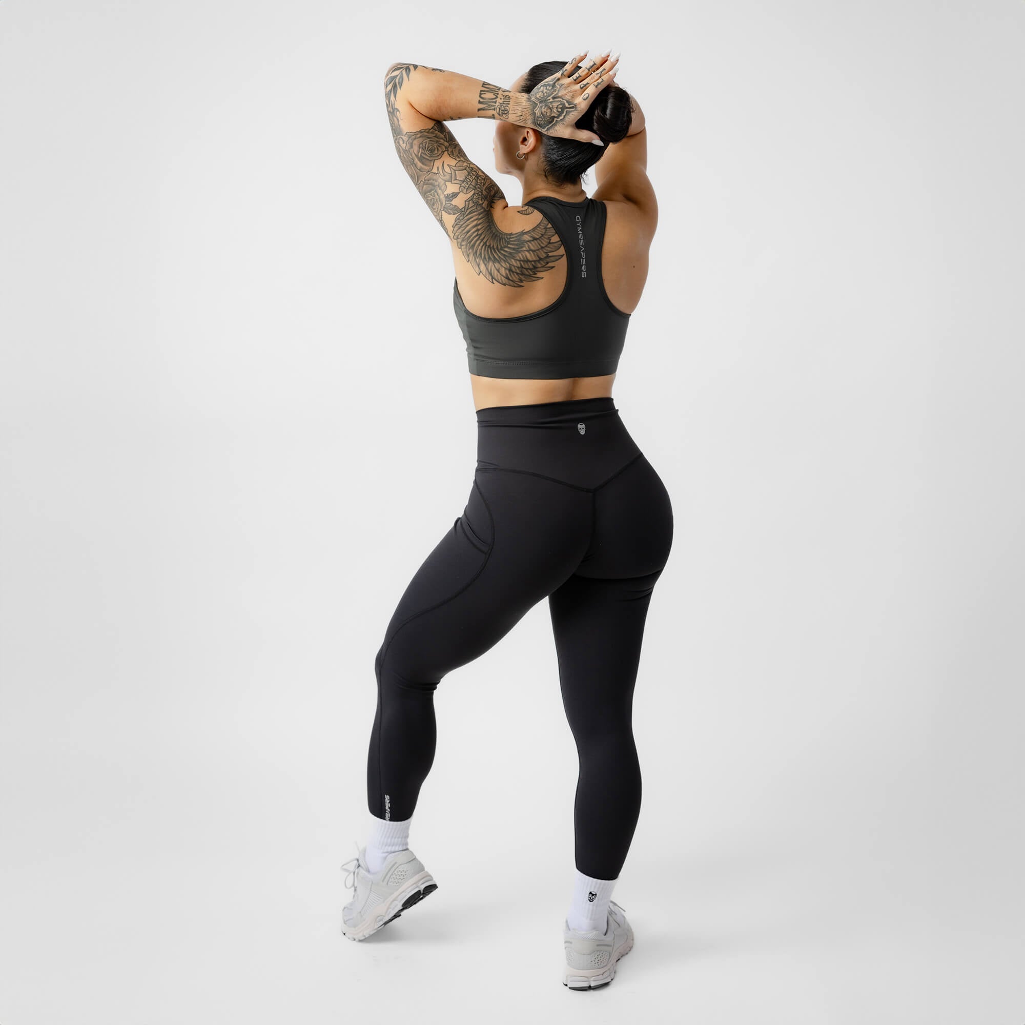 obsidian performance bra full body back