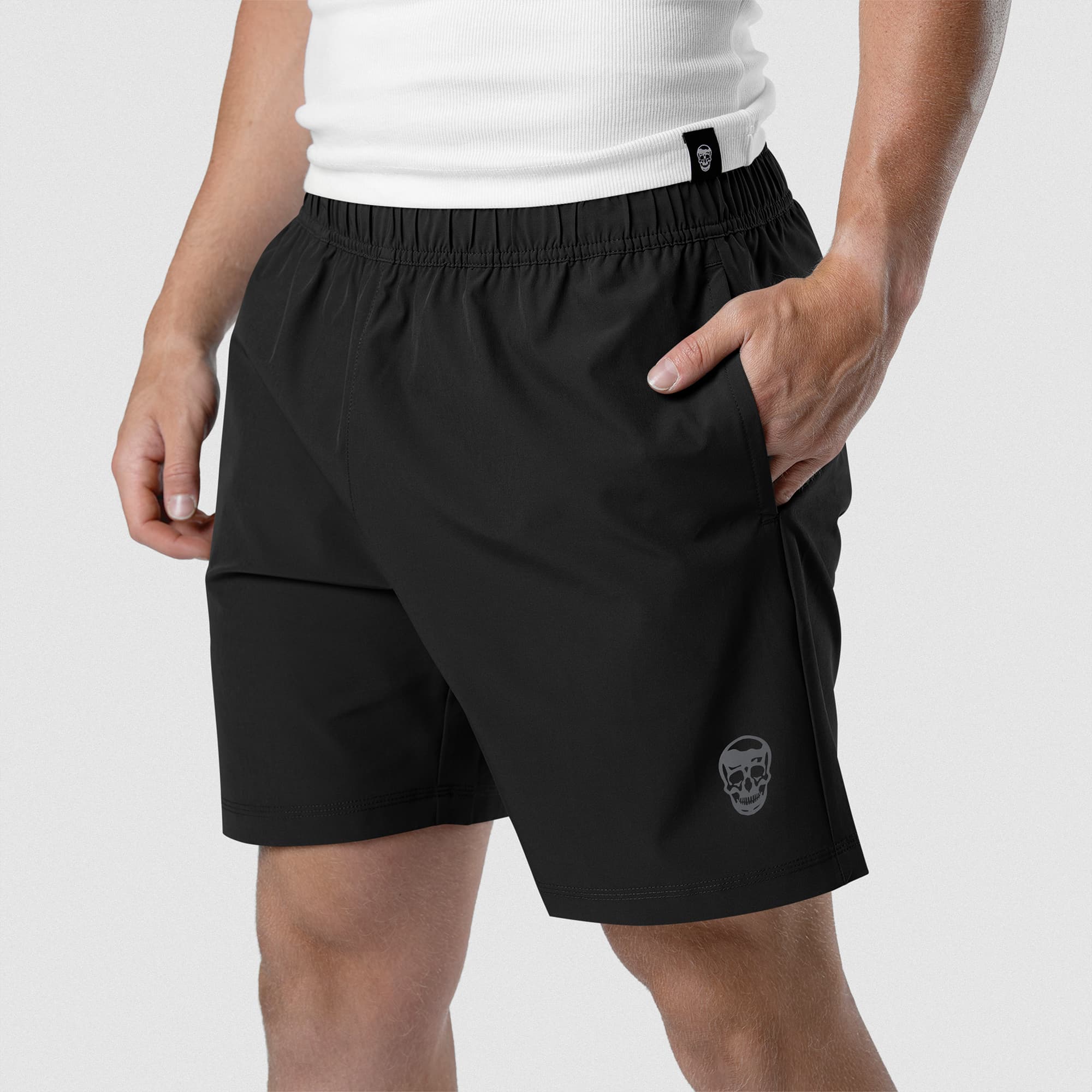 Front detail of Men's Conquer 7 Inch Shorts - Black