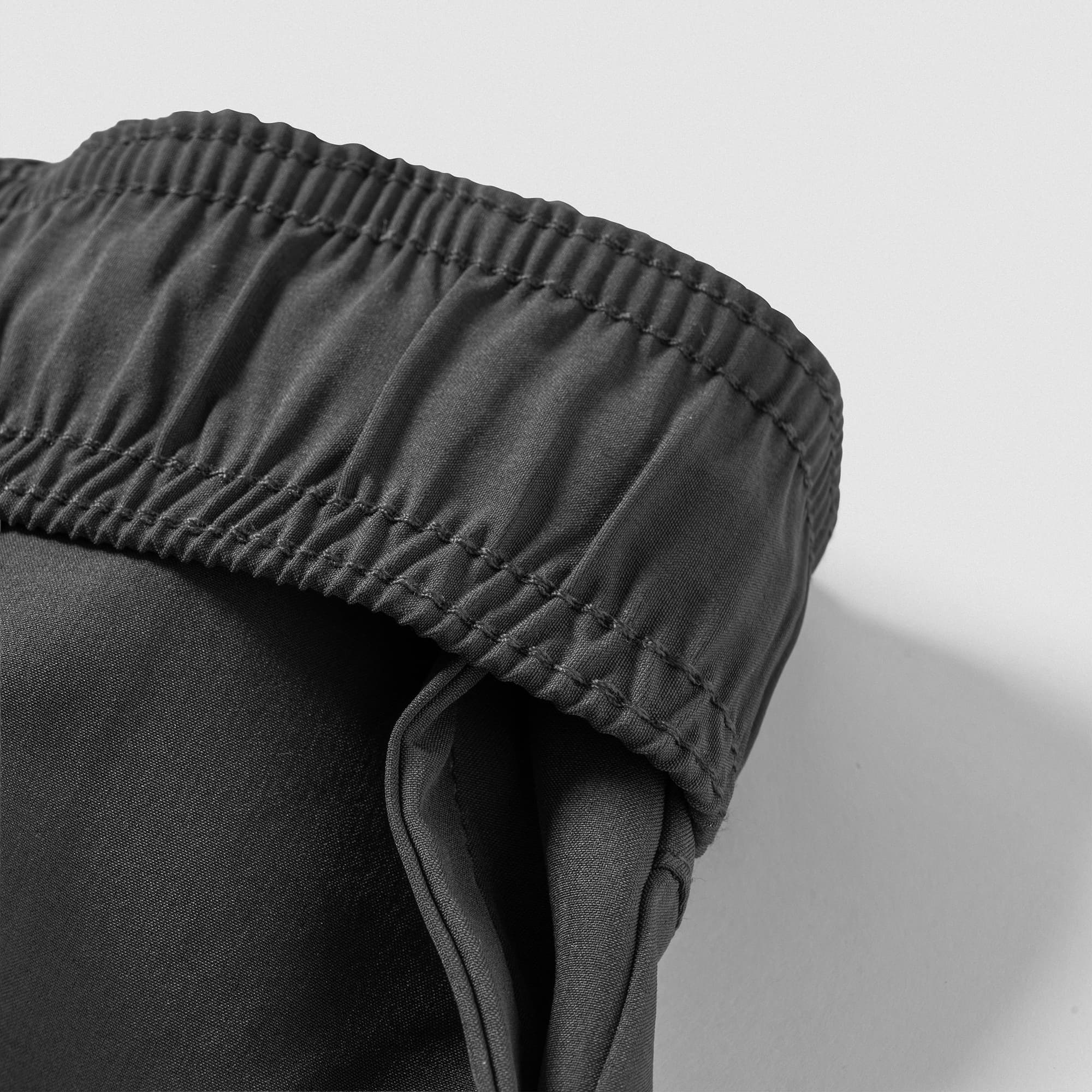 Conquer 9" Shorts - Dark Gray