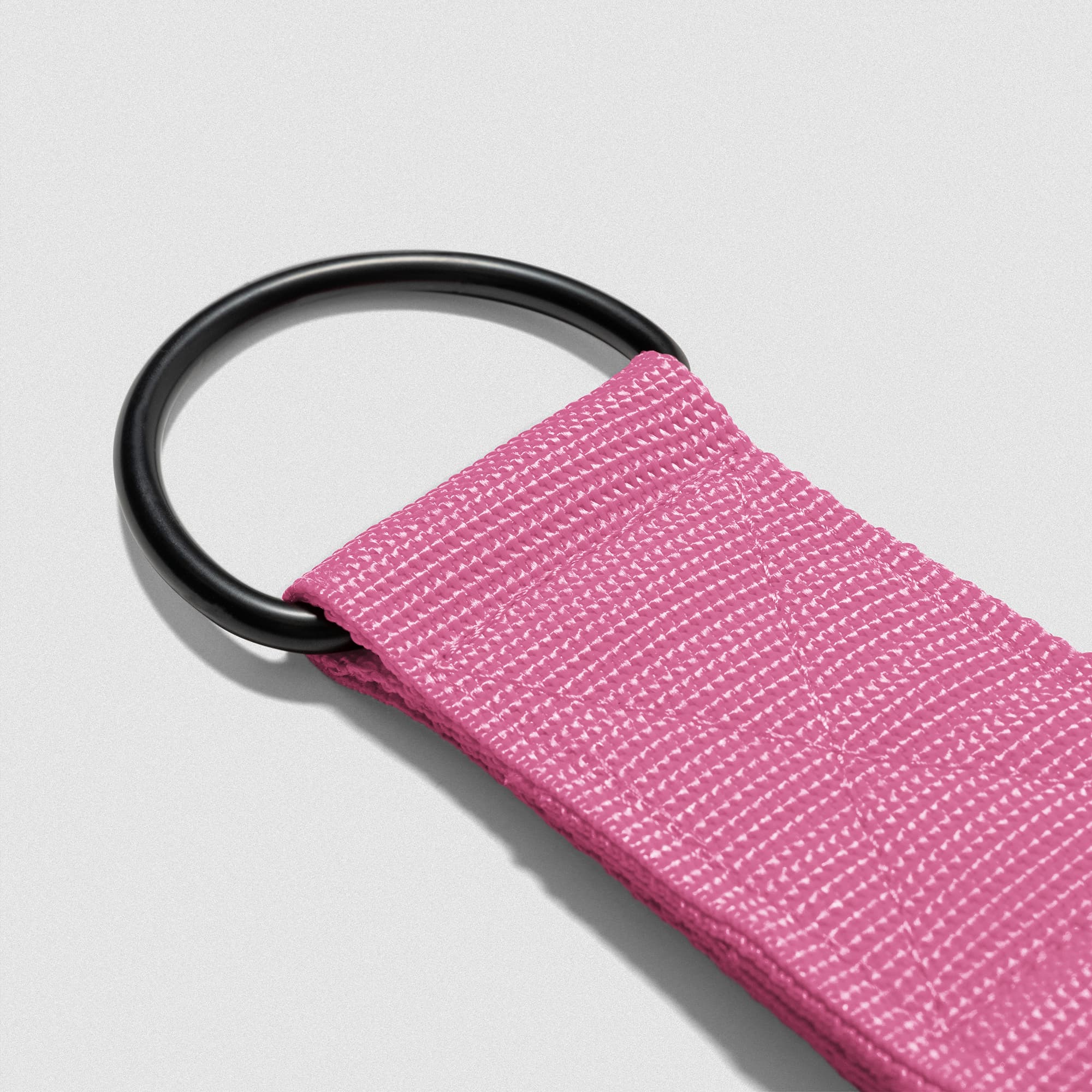 Gymreapers Tricep Rope 27" - Pink close up shot of loop
