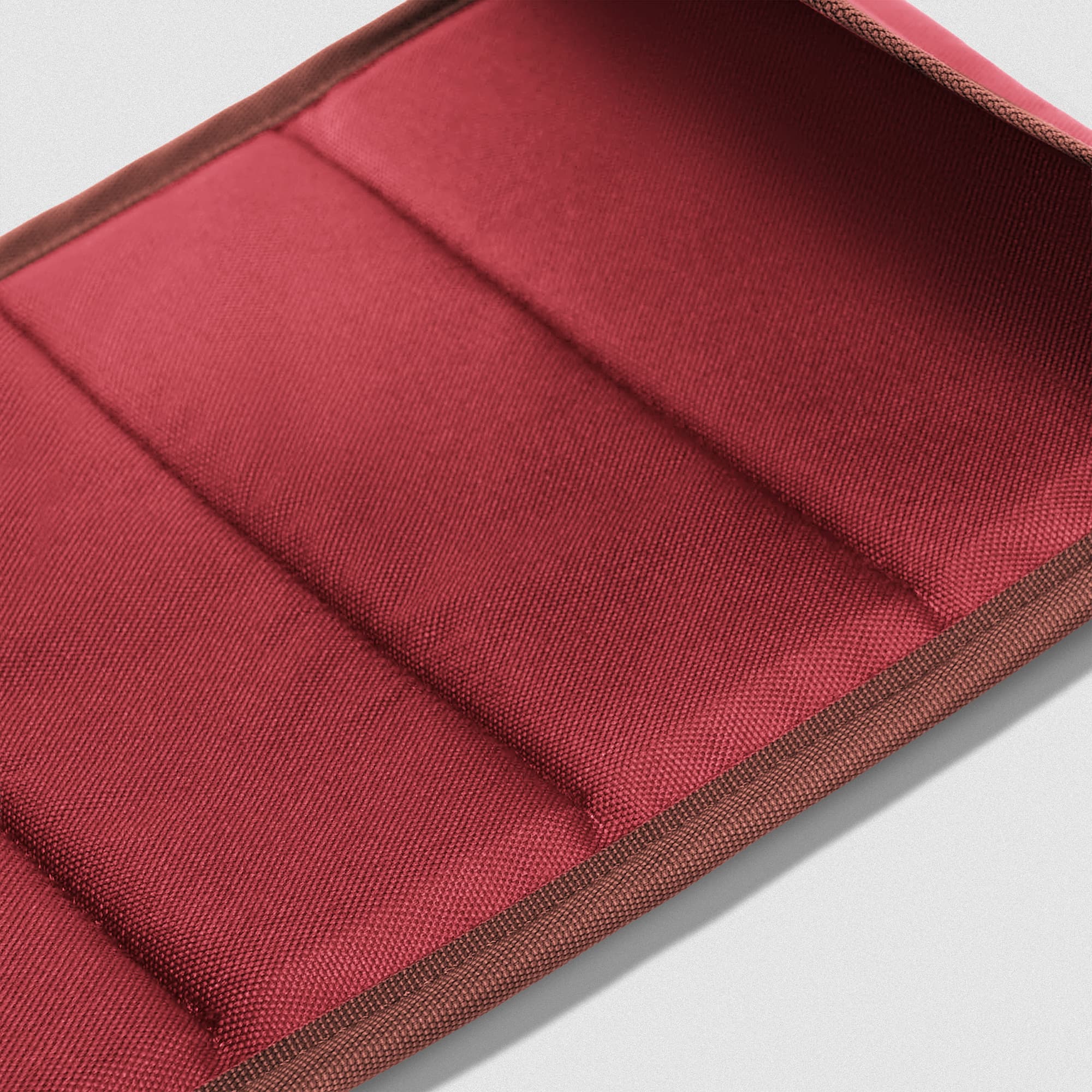Gymreapers Ab Straps - Red close up shot of pad