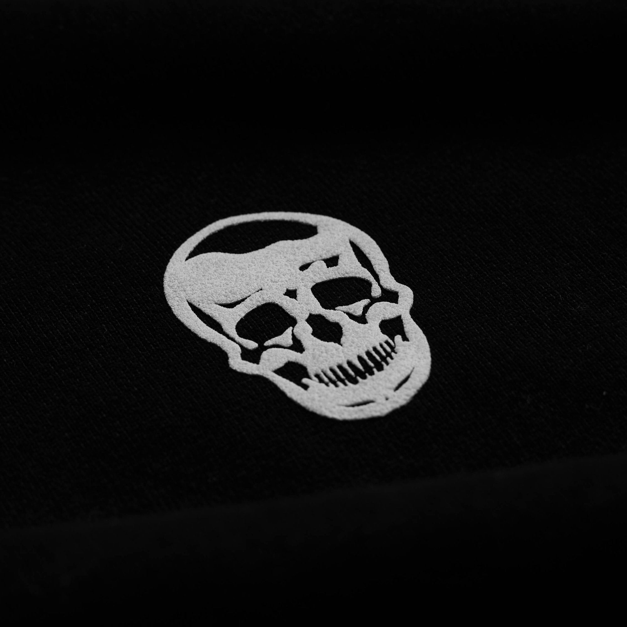 heavyweight core skull jogger black white skull detail